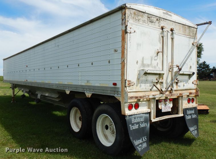 image for item FN9368 1982 Timpte double hopper bottom grain trailer