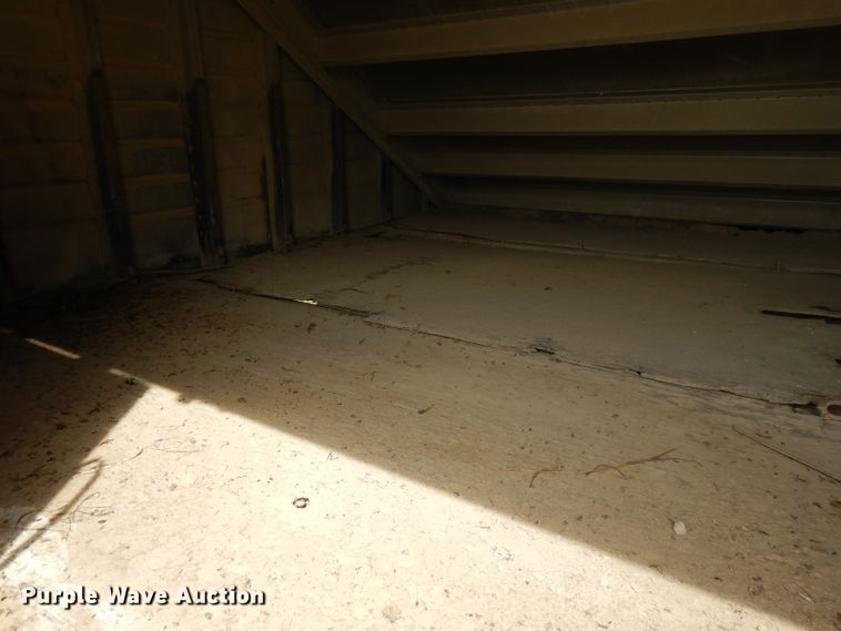 image for item FN9368 1982 Timpte double hopper bottom grain trailer