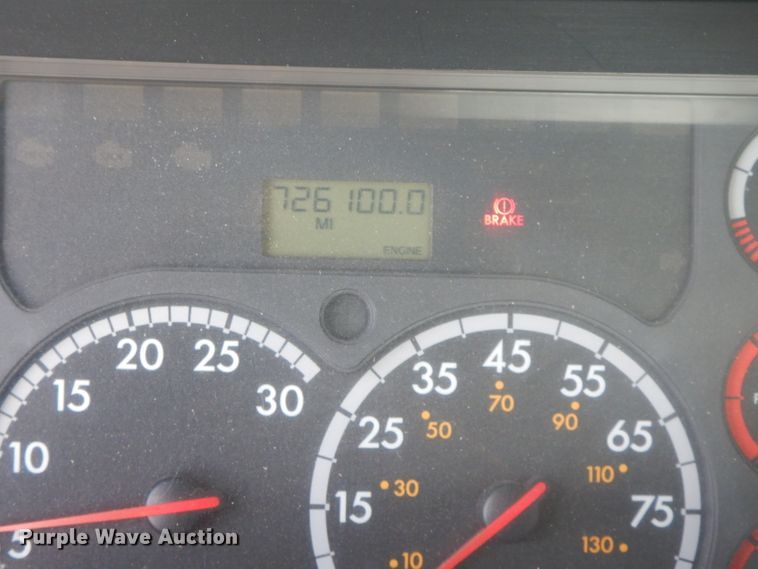 image for item FN9379 2009 Freightliner Cascadia  semi truck