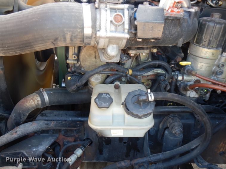 image for item FN9379 2009 Freightliner Cascadia  semi truck