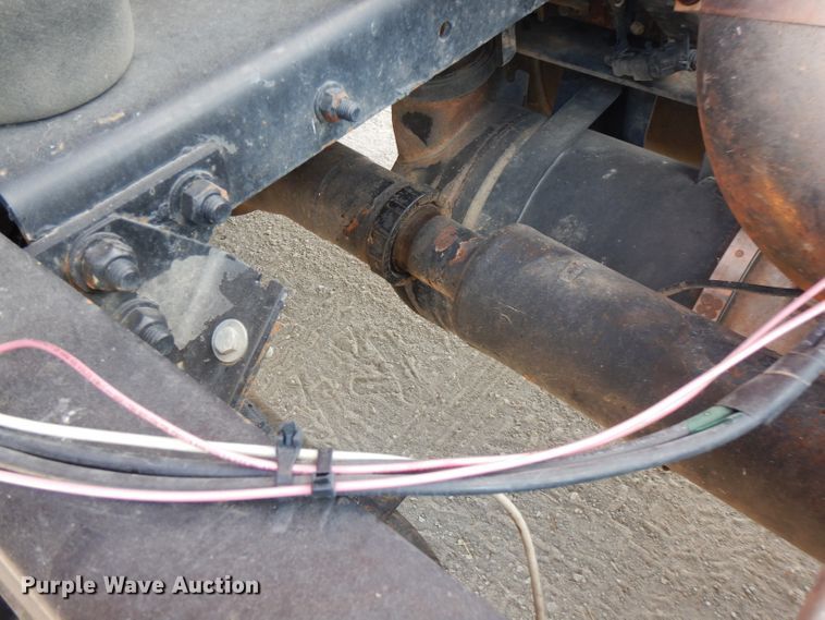 image for item FN9379 2009 Freightliner Cascadia  semi truck