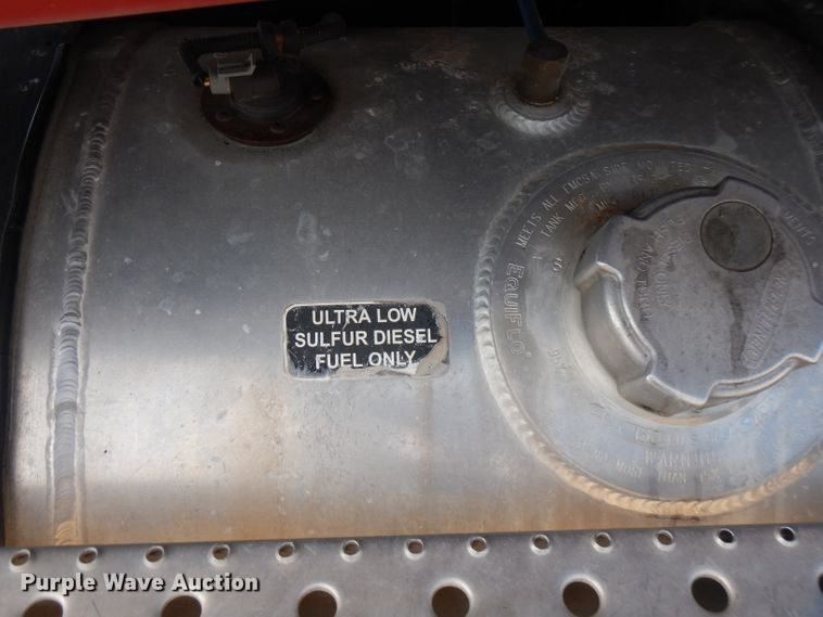 image for item FN9379 2009 Freightliner Cascadia  semi truck