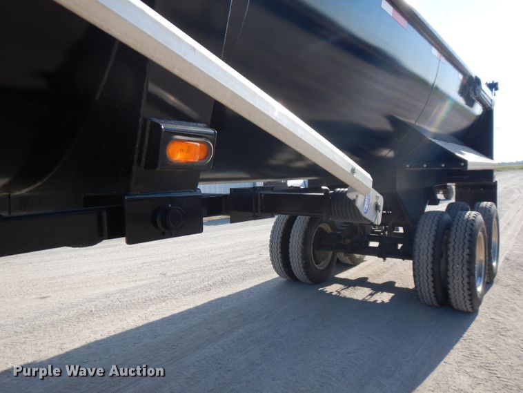 image for item FN9380 2017 Blacksmith end dump trailer