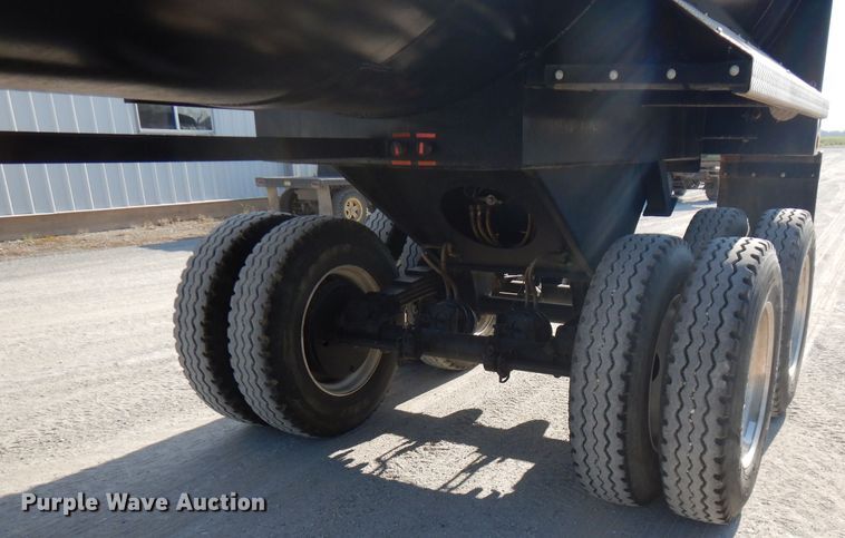 image for item FN9380 2017 Blacksmith end dump trailer