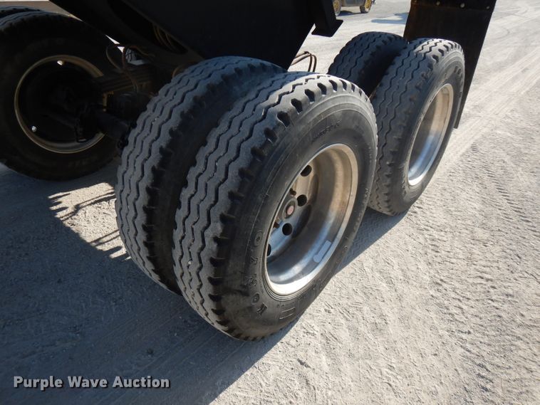 image for item FN9380 2017 Blacksmith end dump trailer