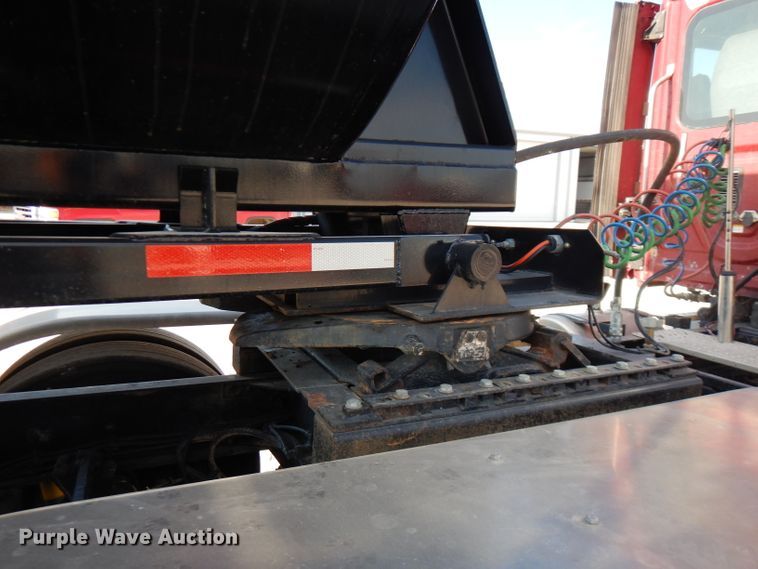 image for item FN9380 2017 Blacksmith end dump trailer