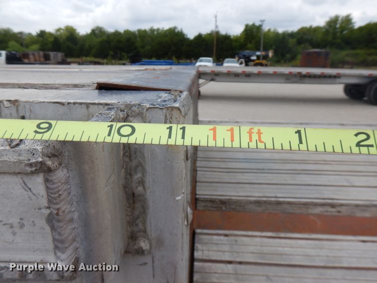 image for item FN9421 2002 Transcraft flatbed trailer