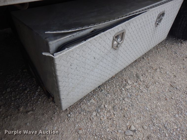 image for item FN9421 2002 Transcraft flatbed trailer