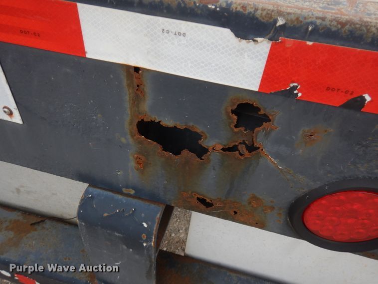 image for item FN9421 2002 Transcraft flatbed trailer