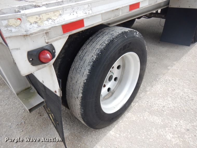 image for item FN9422 1998 Raven Fleet Hawk flatbed trailer