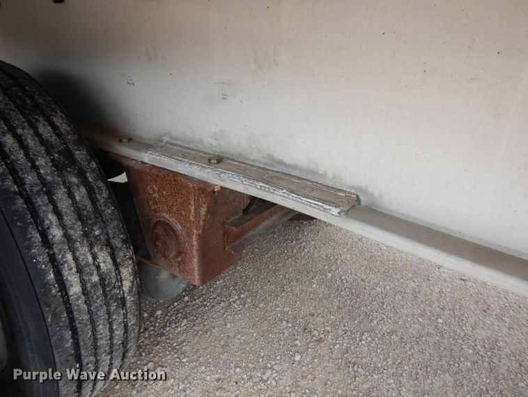 image for item FN9422 1998 Raven Fleet Hawk flatbed trailer