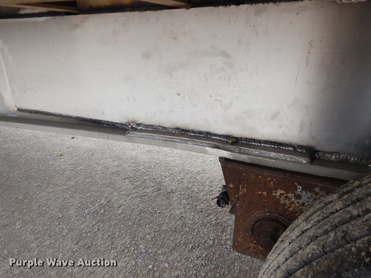 image for item FN9422 1998 Raven Fleet Hawk flatbed trailer