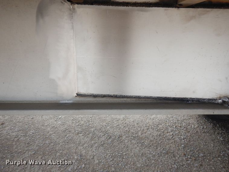 image for item FN9422 1998 Raven Fleet Hawk flatbed trailer