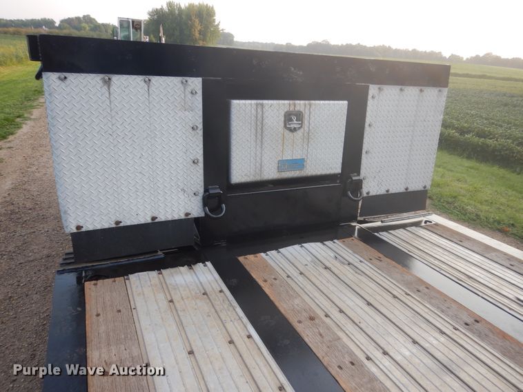 image for item FT9136 2006 Specialized Trailers XL60MFG lowboy equipment trailer