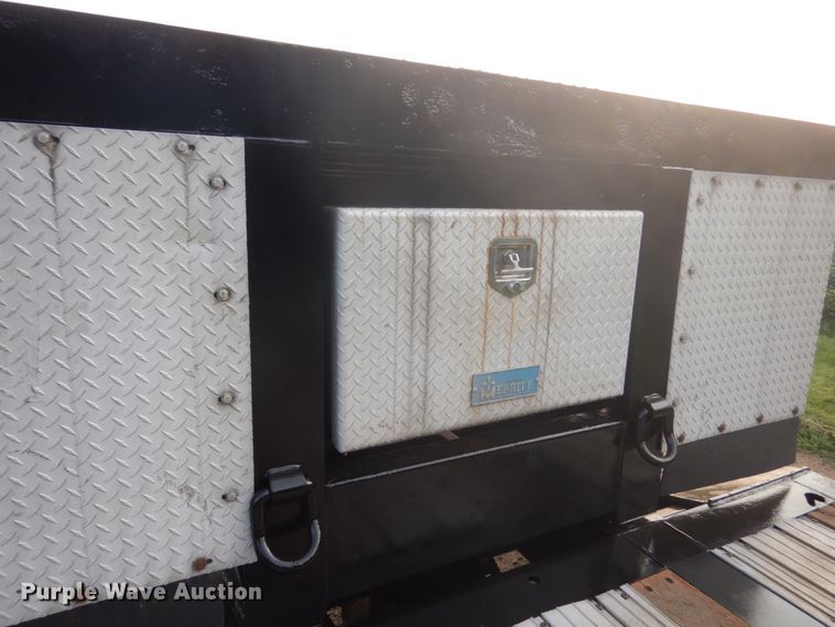 image for item FT9136 2006 Specialized Trailers XL60MFG lowboy equipment trailer