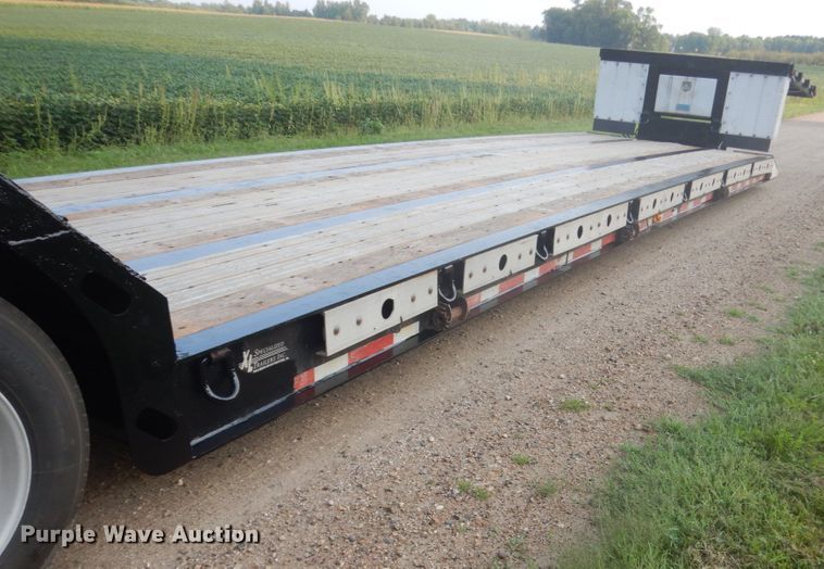image for item FT9136 2006 Specialized Trailers XL60MFG lowboy equipment trailer