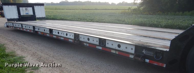 image for item FT9136 2006 Specialized Trailers XL60MFG lowboy equipment trailer