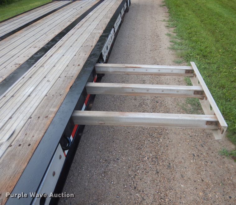 image for item FT9136 2006 Specialized Trailers XL60MFG lowboy equipment trailer