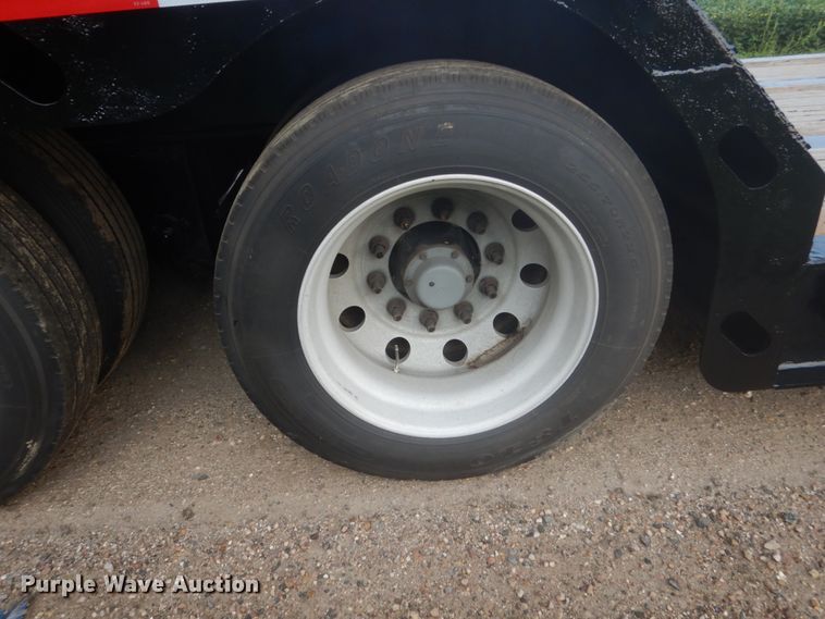 image for item FT9136 2006 Specialized Trailers XL60MFG lowboy equipment trailer