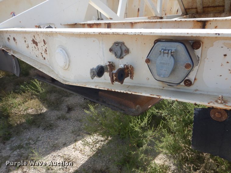 image for item FT9229 1995 Ranch bottom dump trailer