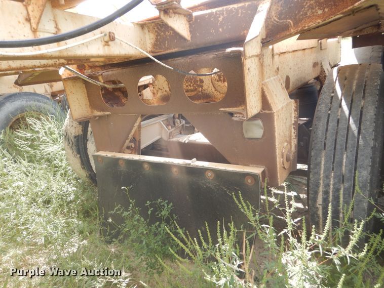 image for item FT9229 1995 Ranch bottom dump trailer