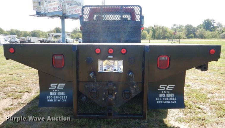 image for item GM9145 2006 Freightliner Business Class M2  flatbed truck