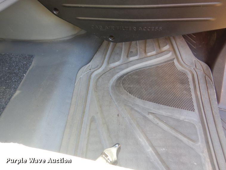 image for item GM9145 2006 Freightliner Business Class M2  flatbed truck