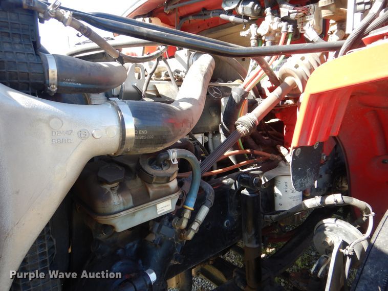 image for item GM9145 2006 Freightliner Business Class M2  flatbed truck