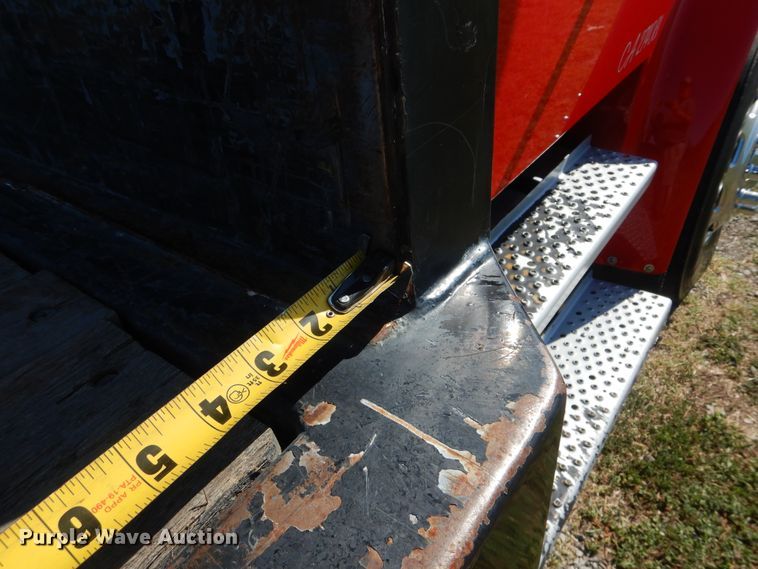 image for item GM9145 2006 Freightliner Business Class M2  flatbed truck