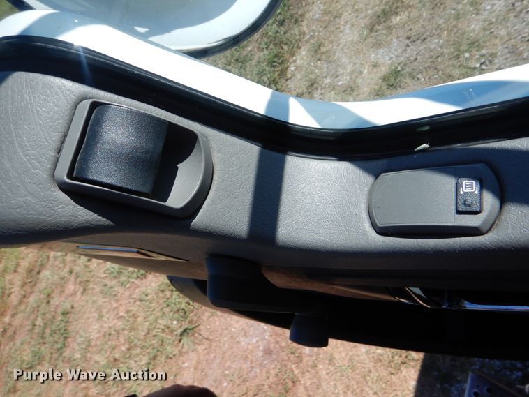 image for item GM9146 2012 Kenworth T370  flatbed truck