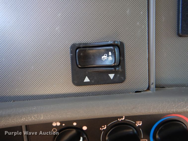 image for item GM9146 2012 Kenworth T370  flatbed truck