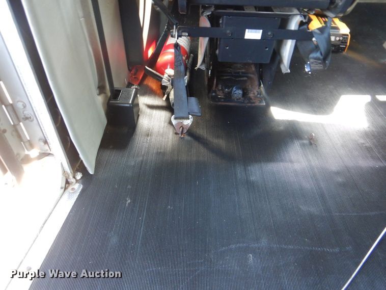 image for item GM9146 2012 Kenworth T370  flatbed truck