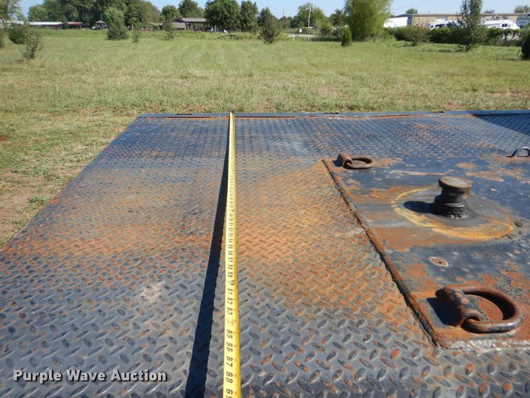 image for item GM9146 2012 Kenworth T370  flatbed truck