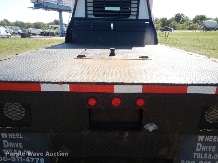 image for item GM9146 2012 Kenworth T370  flatbed truck