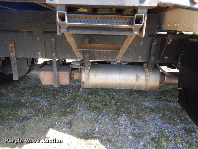 image for item GM9146 2012 Kenworth T370  flatbed truck