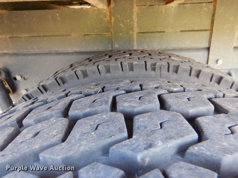 image for item GM9146 2012 Kenworth T370  flatbed truck