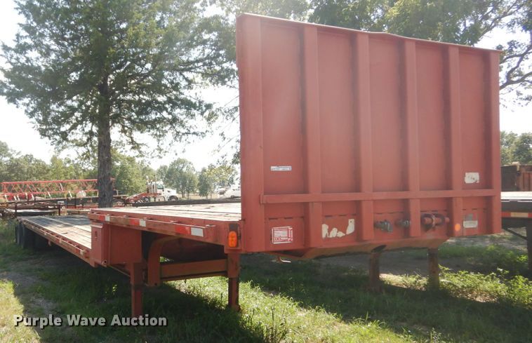 image for item GR9775 1987 Fruehauf drop deck trailer
