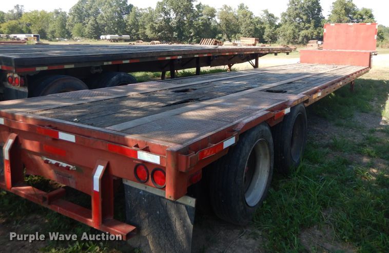 image for item GR9775 1987 Fruehauf drop deck trailer