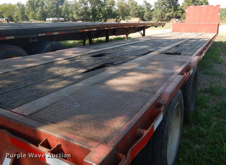 image for item GR9775 1987 Fruehauf drop deck trailer