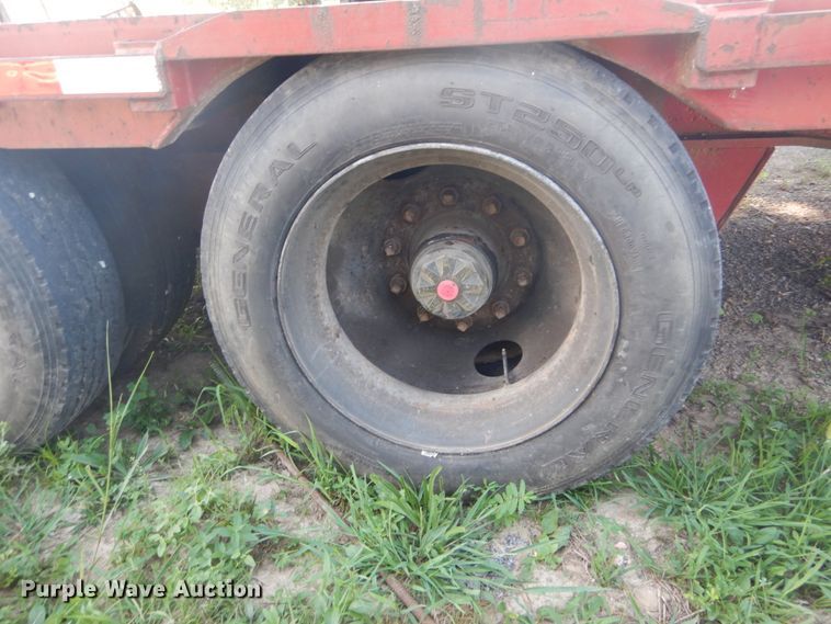 image for item GR9775 1987 Fruehauf drop deck trailer