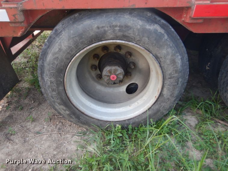 image for item GR9775 1987 Fruehauf drop deck trailer