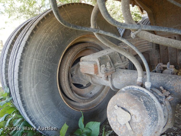 image for item GR9778 1995 Benson Truck Bodies A30666S50 end dump trailer