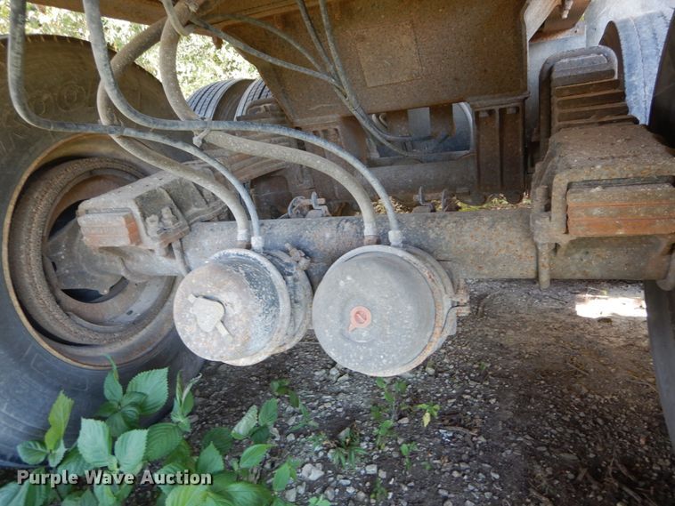 image for item GR9778 1995 Benson Truck Bodies A30666S50 end dump trailer