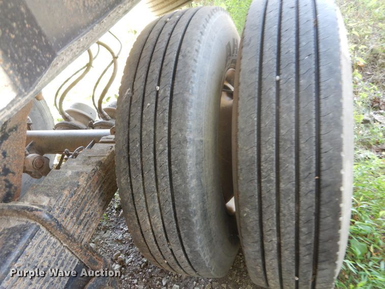 image for item GR9778 1995 Benson Truck Bodies A30666S50 end dump trailer