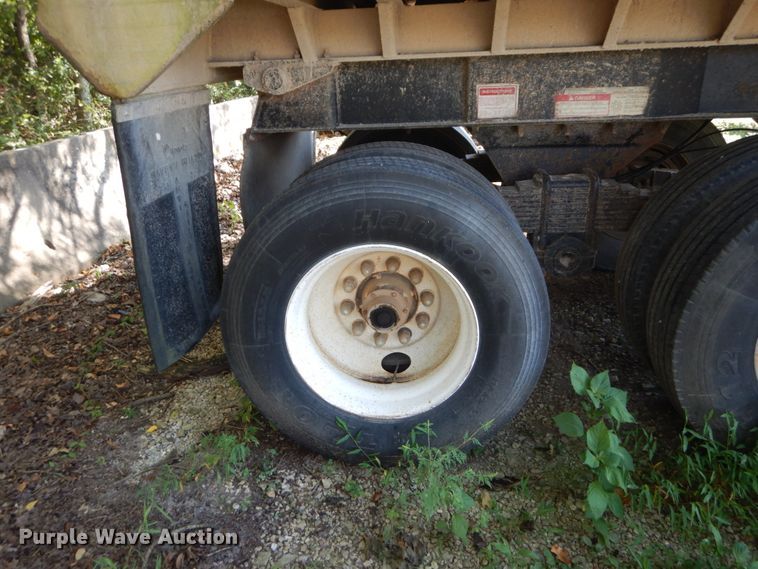 image for item GR9778 1995 Benson Truck Bodies A30666S50 end dump trailer