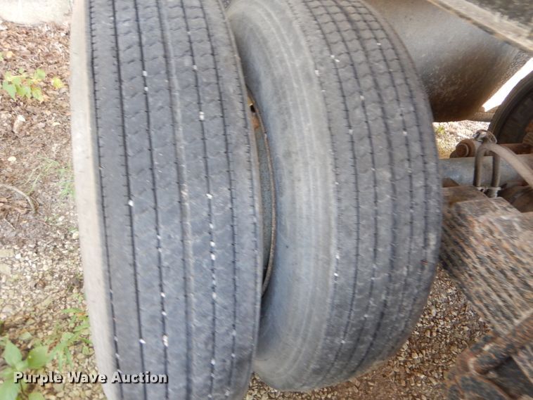 image for item GR9778 1995 Benson Truck Bodies A30666S50 end dump trailer