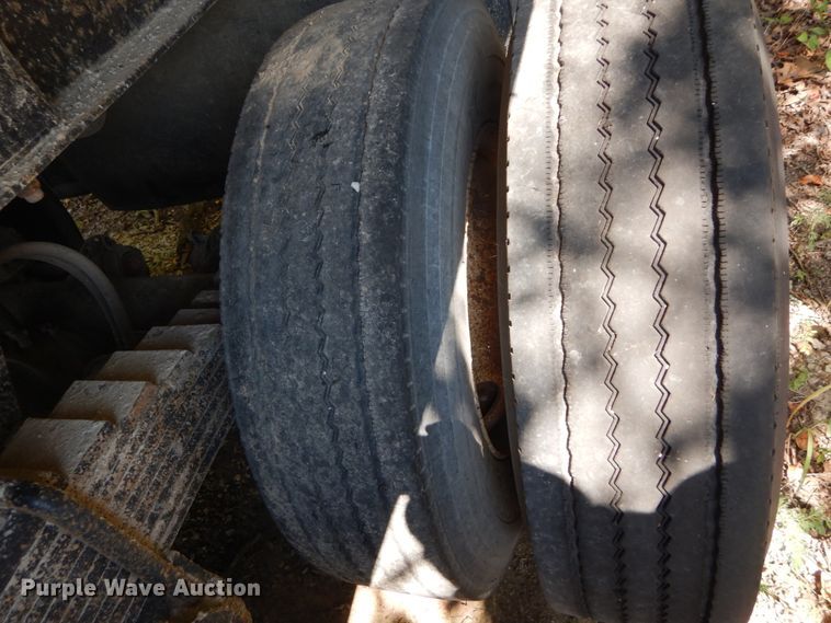 image for item GR9778 1995 Benson Truck Bodies A30666S50 end dump trailer