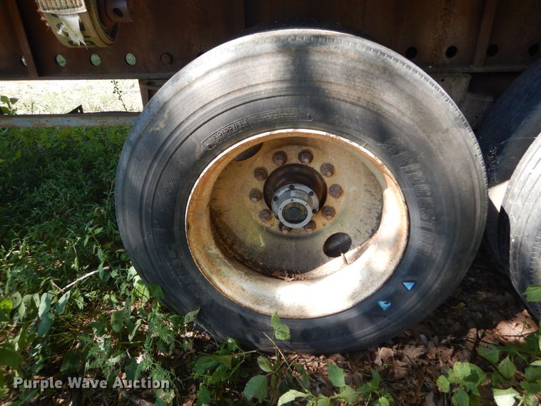 image for item GR9780 1983 Dorsey flatbed trailer