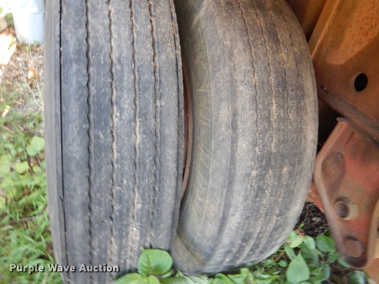 image for item GR9780 1983 Dorsey flatbed trailer