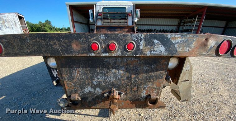 image for item HA9593 1994 Mack CH613  flatbed truck